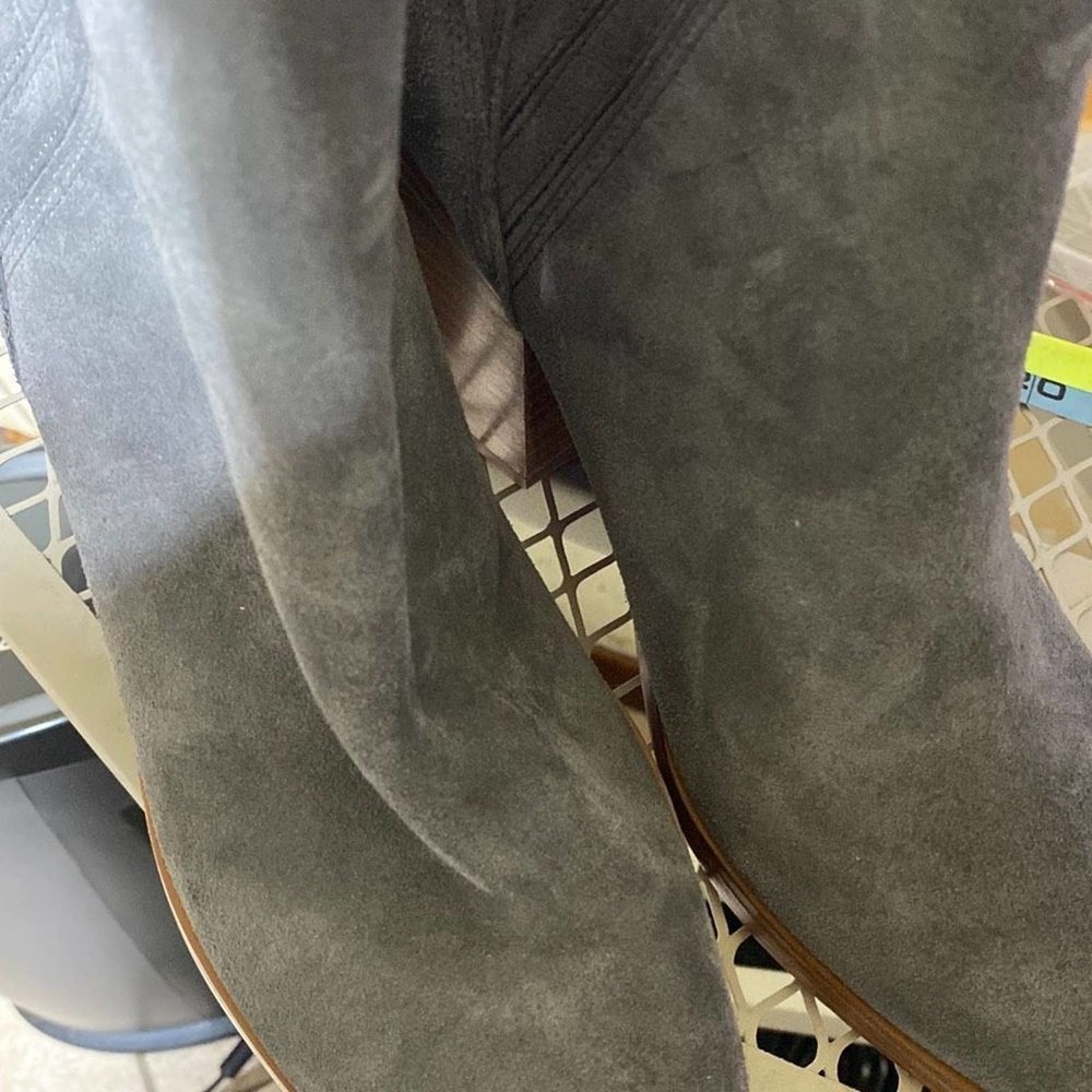 Marc Fisher Women's Gray Suede Bootie Size 12 - Picture 3 of 7